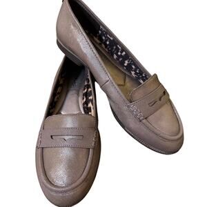 Bandolino Silver Loafer Women's 8.5 Boolympie Textured Comfort Career Office